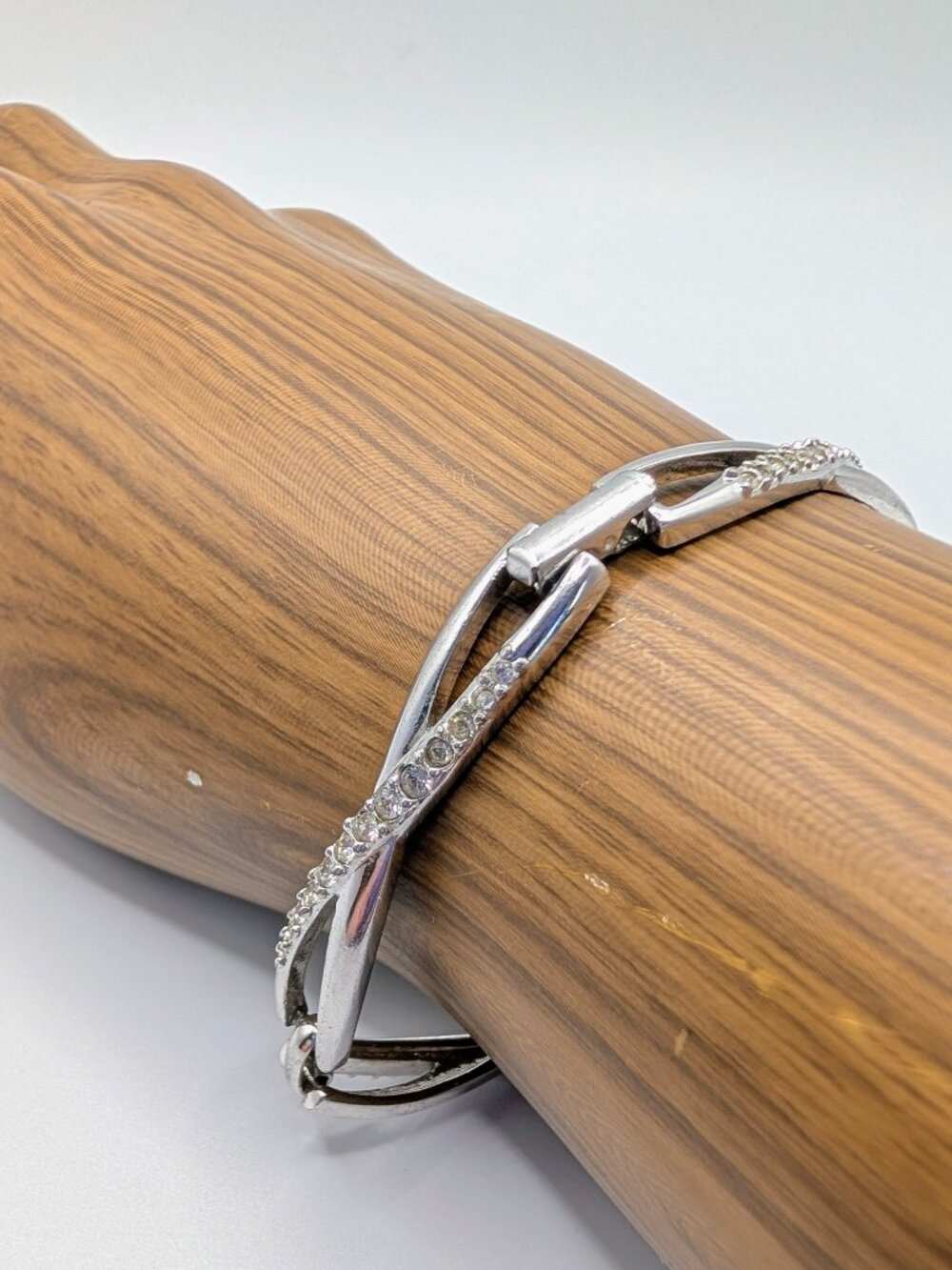 Swarovski Authentic Infinity Link Bracelet - Vintage - Picture 5 of 14